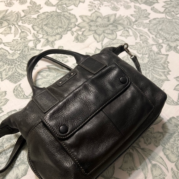 Black leather purse prefect condition, super clean, no scratches - Picture 2 of 5